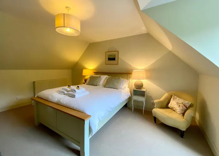 Dunvegan Castle Gardens Cottage